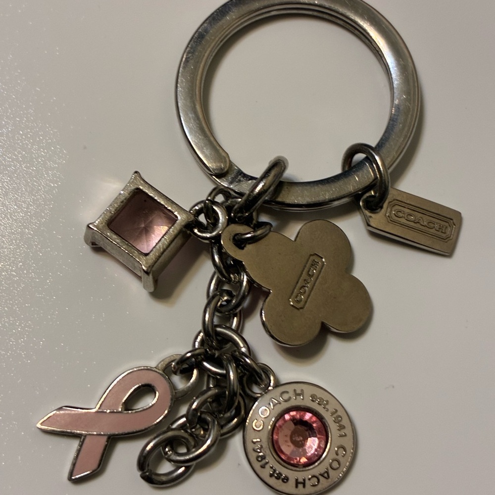 Vintage Coach Breast Cancer Pink and Silver Charm Key Holder - Picture 2 of 10